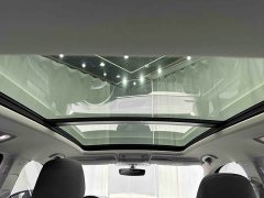 Volkswagen Taos 280TSI FWD Luxury Smart Connected Edition - ფოტო 18