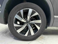 Volkswagen Taos 280TSI FWD Luxury Smart Connected Edition - ფოტო 19