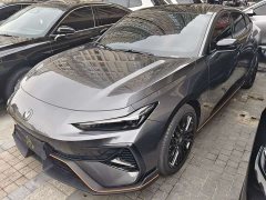 Changan UNI-V 1.5T 500Bar Luxury Sport Edition - ფოტო 1
