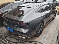 Changan UNI-V 1.5T 500Bar Luxury Sport Edition - ფოტო 14