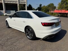 Audi A4L 40 TFSI Fashion Dynamic - ფოტო 4