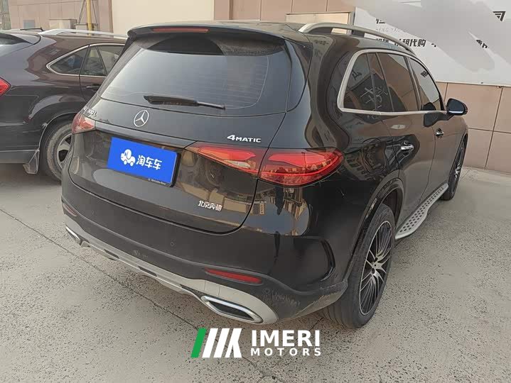 Mercedes-Benz GLC 300 L 4MATIC Luxury 5-Seater