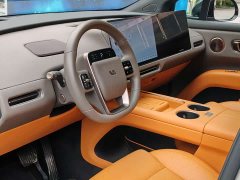 Li Auto i8 Standard Edition - ფოტო 11