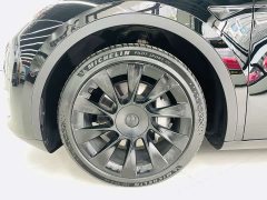 Tesla Model Y Standard Range RWD - ფოტო 3