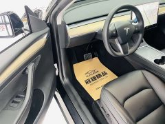 Tesla Model Y Standard Range RWD - ფოტო 5