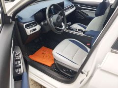 Geely Emgrand 4th Generation 1.5L CVT Flagship - ფოტო 4