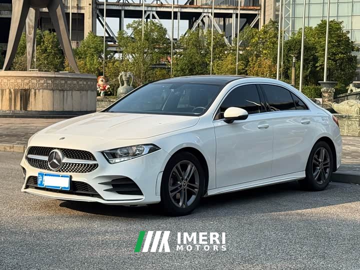 Mercedes-Benz A-Class A 180 L Sport Sedan