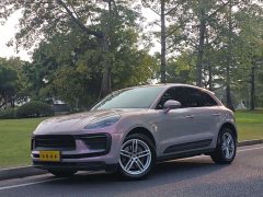 Porsche 2022 Macan 2.0T - ფოტო 1