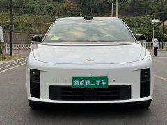 Li Auto i6 2025 Two-Wheel Drive Standard - ფოტო 2