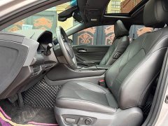 Toyota Avalon 2.0L XLE Premium Edition - ფოტო 4