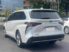 Toyota Sienna 2023 2.5L Hybrid Premium Edition - ფოტო 5