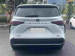 Toyota Sienna 2023 2.5L Hybrid Premium Edition - ფოტო 6