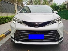 Toyota Sienna 2024 2.5L Hybrid AWD Premium - ფოტო 2