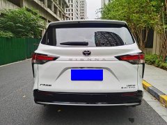 Toyota Sienna 2024 2.5L Hybrid AWD Premium - ფოტო 9
