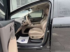 Li Auto i8 Standard Edition - ფოტო 3