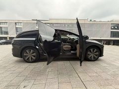 Li Auto i8 Standard Edition - ფოტო 8