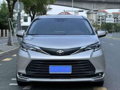 Toyota Sienna 2.5L Hybrid Comfort Edition - ფოტო 2