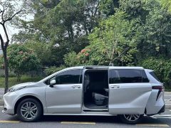 Toyota Sienna 2.5L Hybrid Comfort Edition - ფოტო 3
