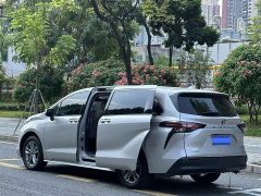 Toyota Sienna 2.5L Hybrid Comfort Edition - ფოტო 5
