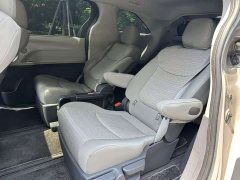 Toyota Sienna 2.5L Hybrid Comfort Edition - ფოტო 7