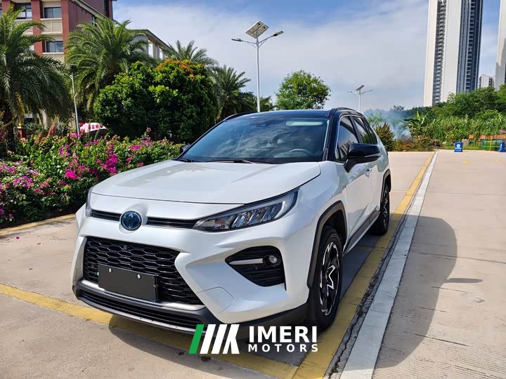 Toyota Wildlander 2.5L E-CVT2WD Edition