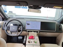 Li Auto L7 2024 MAX - ფოტო 6