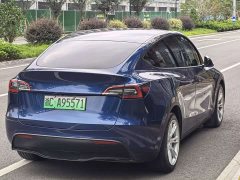 Tesla Model Y Long Range All-Wheel Drive - ფოტო 8