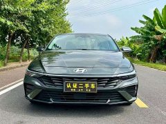 Hyundai Elantra 2023 1.5L CVT Luxury - ფოტო 2