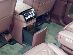 NIO ES8 Six-Seat Executive Signature Edition - ფოტო 12