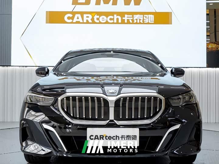 BMW 5 Series 525Li M Sport Package - ავტომობილი ჩინეთიდან