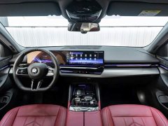 BMW 5 Series 525Li M Sport Package - ფოტო 15