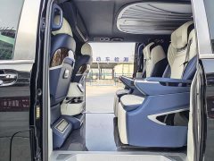 Mercedes-Benz Vito 2021 2.0T Elite 7-Seater - ფოტო 10