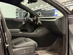 Tesla Model Y L Long Range All-Wheel Drive - ფოტო 8
