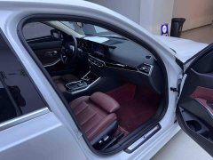 BMW 3 Series 320Li M Sport Package - ფოტო 11