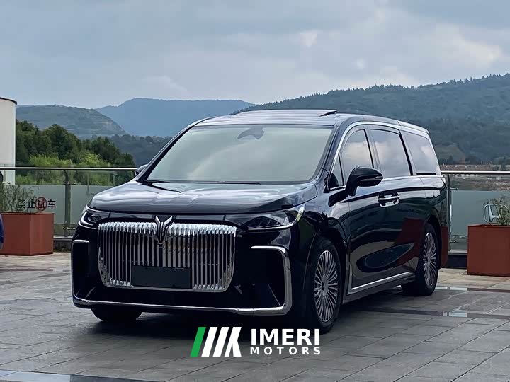 Voyah Lantu Dreamchaser PHEV AWD Flagship Kunpeng Edition