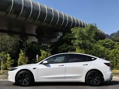 Tesla Model 3 2023 Rear-Wheel Drive - ფოტო 4
