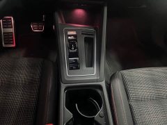 Volkswagen Golf GTI 2023 380TSI DSG GTI - ფოტო 8