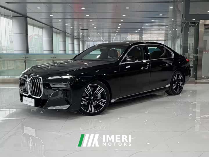 BMW 7 Series 2023 Facelift 740Li Luxury M Sport Package - ავტომობილი ჩინეთიდან