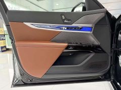 BMW 7 Series 2023 Facelift 740Li Luxury M Sport Package - ფოტო 19