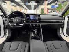 Hyundai Elantra 2023 1.5L CVT GLX Elite - ფოტო 5