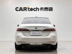 BMW 5 Series 530Li Luxury Edition Premium Package - ფოტო 4