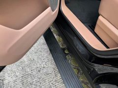Nio Lerado L90 Max Six-Seater - ფოტო 14
