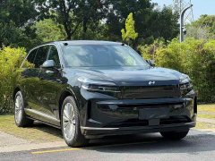 Nio Lerado L90 Max Six-Seater - ფოტო 4