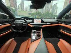 Changan UNI-V 1.5T Sport Edition - ფოტო 16