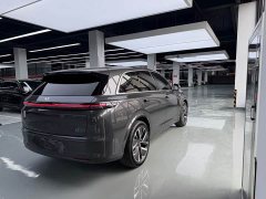 Li Auto L7 Pro - ფოტო 18