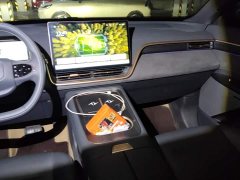Dongfeng eπ008 210Max Extended Range 6-Seater - ფოტო 13