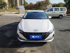 Hyundai Elantra 2021 1.5L CVT Luxury - ფოტო 2