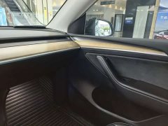 Tesla Model Y Rear-Wheel Drive - ფოტო 6