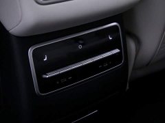 Li Auto L7 Max - ფოტო 17