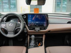 Lexus ES 300h Premium Edition - ფოტო 18